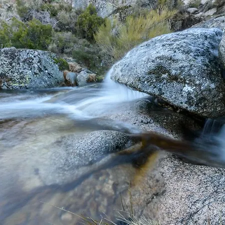 Luna Da Montanha - Serra Da Estrela 3* 科维良