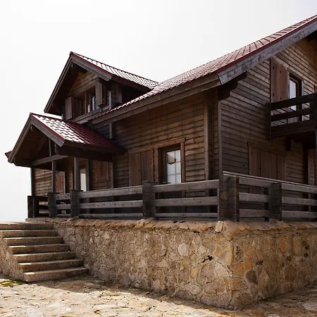 Luna Da Montanha - Serra Da Estrela Holiday park 3*
