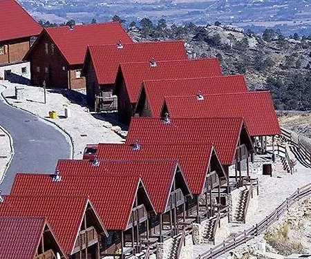 Luna Da Montanha - Serra Da Estrela Village de vacances 3*