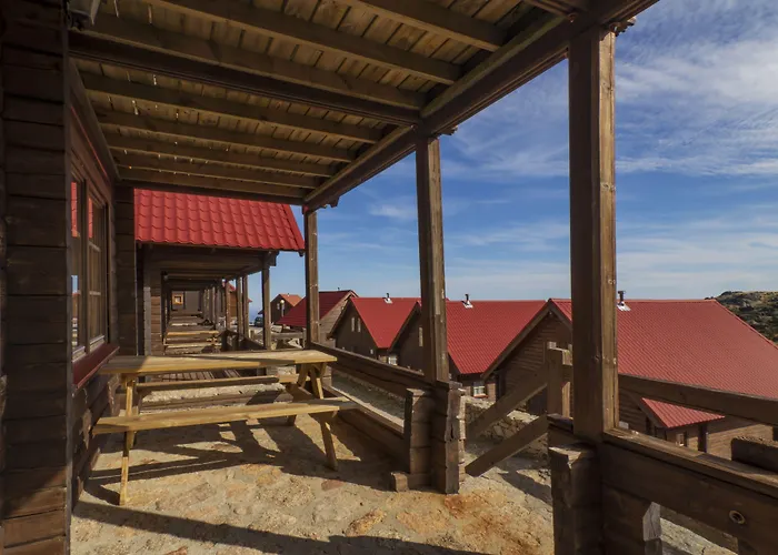 Üdülőpark Luna Da Montanha - Serra Da Estrela 3*